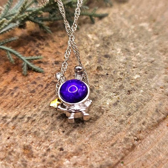 Genuine Nature Purple Meteorite Bunny Astronaut S925 Pendant Necklace - Picture 5 of 10